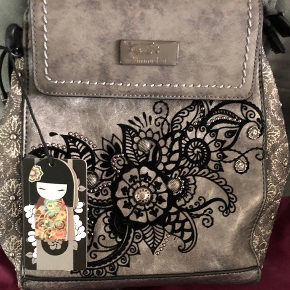 Akira – Silver Signature Backpack - Picture 1 of 10